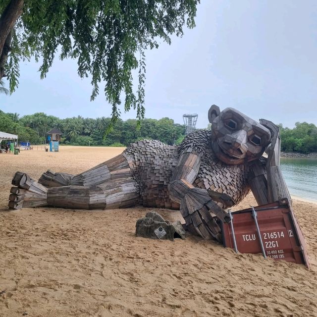 Chillax life at Palawan beach