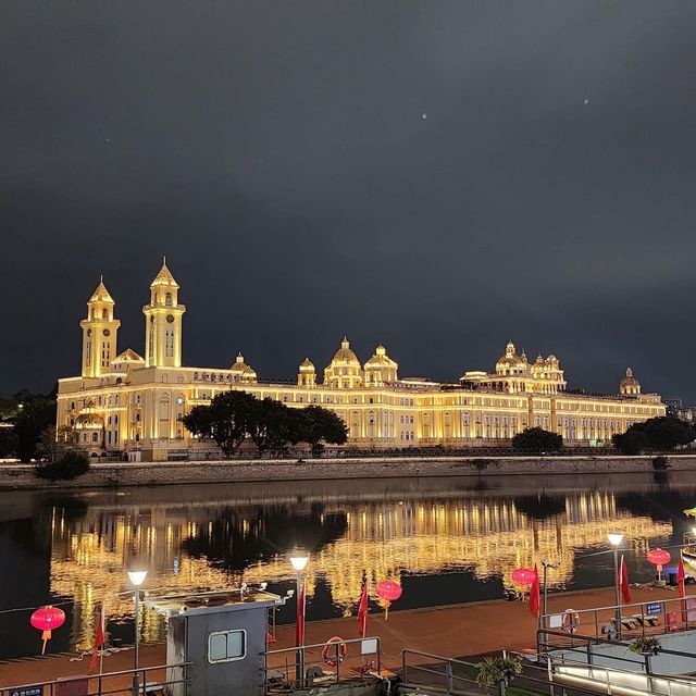 A great night walk in Min River