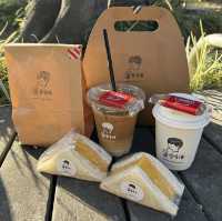 ドリップコーヒーが250円で楽しめるコーヒースタンド