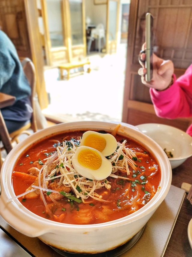 경주 황리단길에서 즐기는 한식투어 동양백반🍚🥣
