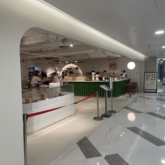 香港黃埔｜新開張嘅6000尺文青cafe