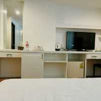 โรงแรม ไอ เรสซิเดนซ์ สีลม🏨