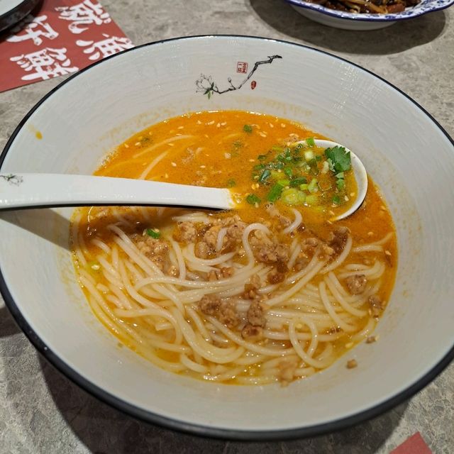 美味鱔糊酸菜魚
