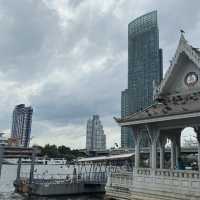 วัดสวยกลางกรุง