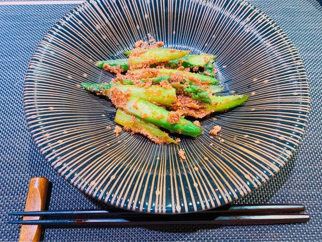 餐廳主打以新鮮時令既日本海鮮制作高質既日式料理~食物款式眾多，夠哂多元化，性價比高~