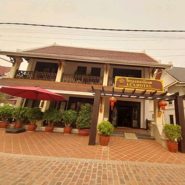 Lux Hotel