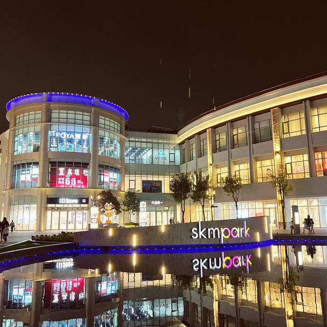 SKM Park Outlets 