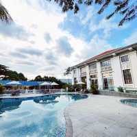 Stay in Singapore’s colonial-style hotel