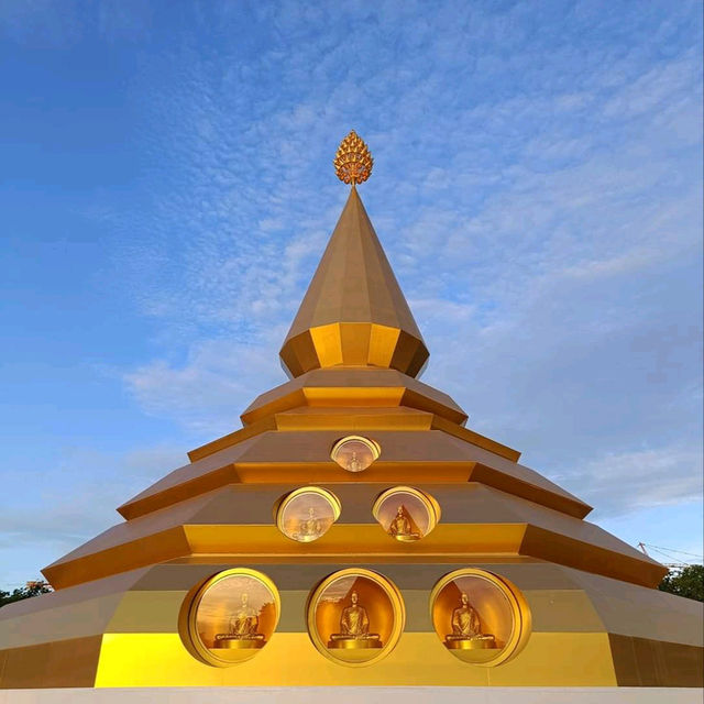 เกาะแก้วเจดีย์สวรรค์ เจดีย์พระบรมพุทธเจ้า 24 พระองค์