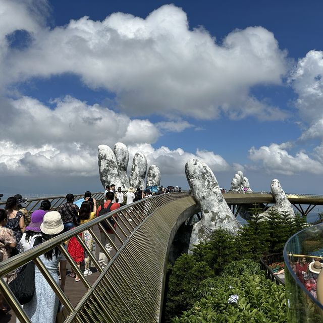 Cloudy & Hot Day in Golden Bridge Danang