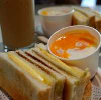 Le Cafe is Le Awesome