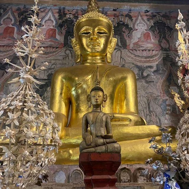 ชมภาพจิตรกรรมฝาผนัง ณ วัดหนองบัว ไทยลื้อ น่าน