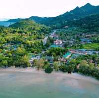 ที่พักเกาะช้าง ติดทะเล🌊
มีหาดส่วนตัว แค่คนละ 750 บาท💵