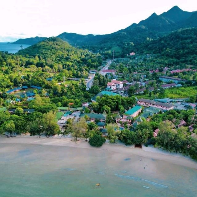 ที่พักเกาะช้าง ติดทะเล🌊
มีหาดส่วนตัว แค่คนละ 750 บาท💵
ที่พักเกาะช้าง ติดทะเล🌊
มีหาดส่วนตัว แค่คนละ 750 บาท💵