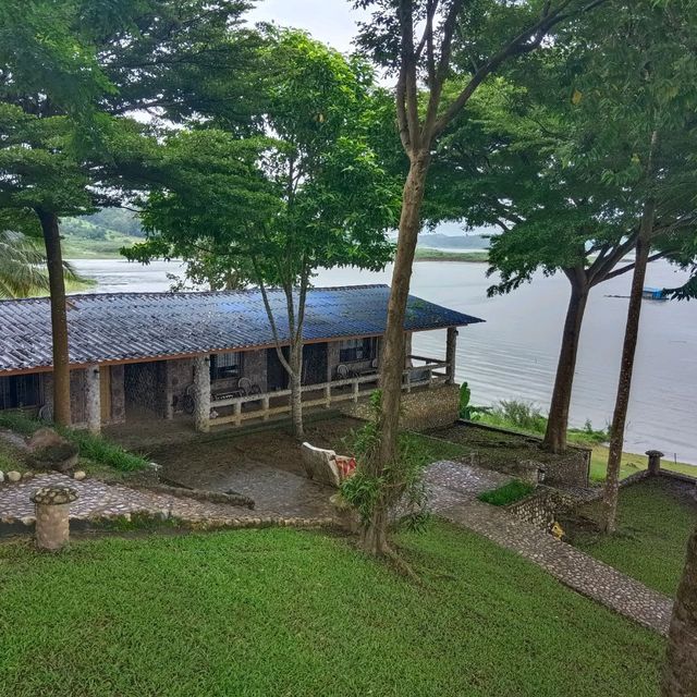 ที่พักริมอ่าง วิวสะพานมอญ