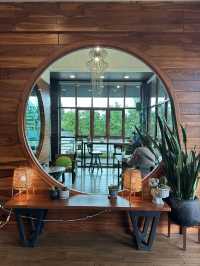 ร้านอาหารในเมืองนารอง🍛