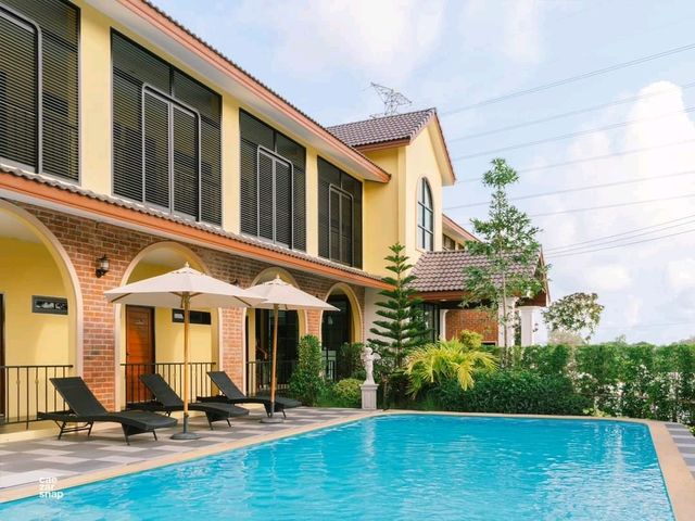 Cottage Pine Rayong Resort&Café 