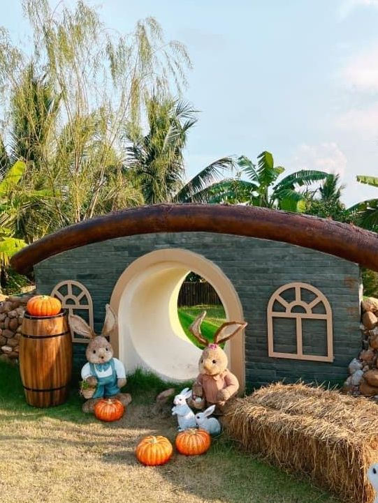The bunny's hut cafe