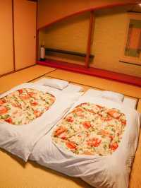 【在大雪山包圍下泡溫泉、任食蟹腳】