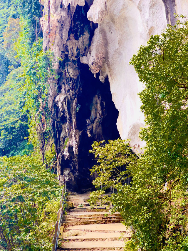 The Beautiful Batu Caves ✨