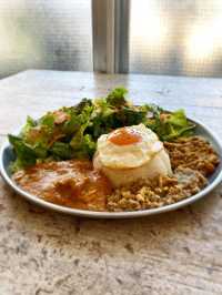 【福岡カフェ】野菜がたっぷりのスパイスカレーが楽しめる