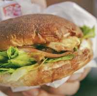 호젓한 숲속에서 즐기는 규슈 4대 햄버거 - 가라쓰 버거 본점 Karatsu Burger