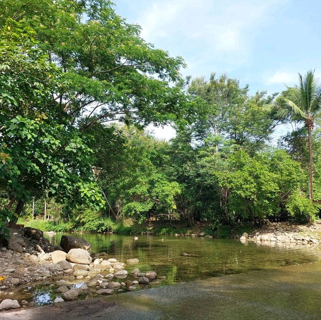 สถานที่พักผ่อนเล่นน้ำ วังปลาแงะ 