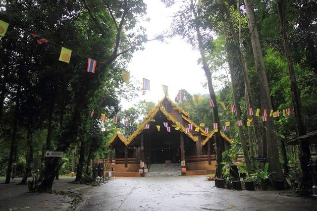วัดเขาบรรจบ ประตูสวรรค์ อ.มะขาม จ.จันทบุรี