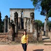 Si Satchanalai historical park