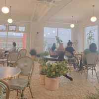 부산에서 만난 프랑스 ‘브레드 밋 파리‘