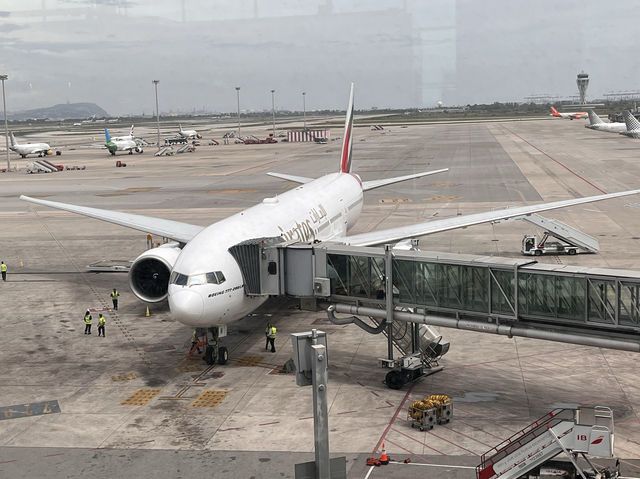 Flying with Emirates Barcelona →Dubai ✈️