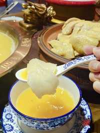 古代宮廷Feel! 招牌花膠雞湯鍋