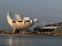 พามาเล่นชมวิว ถ่ายรูป Merlion Park