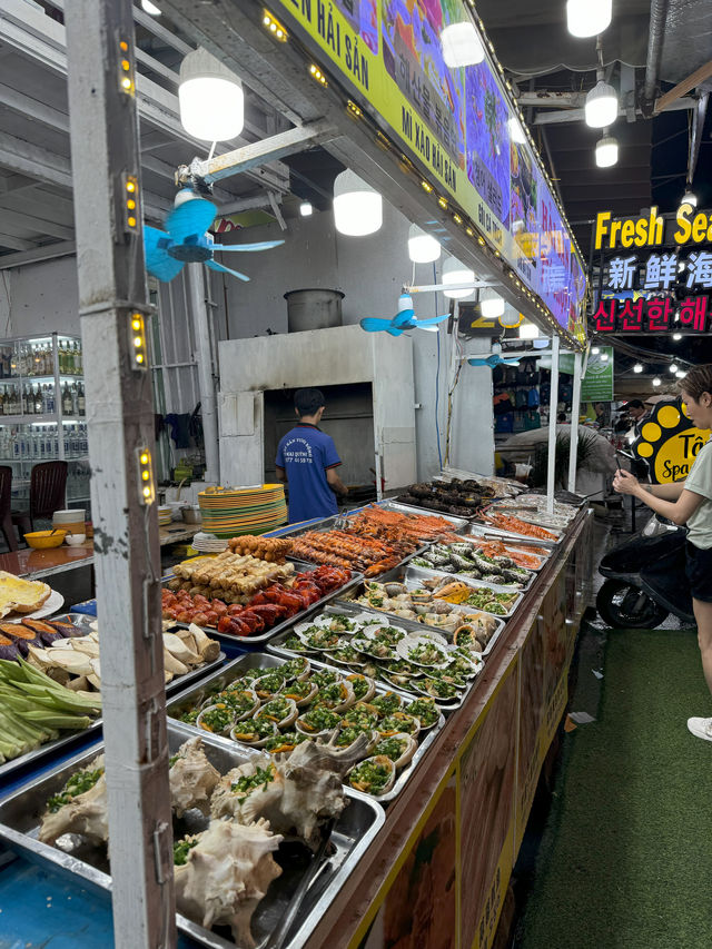 Phu Quoc Night Market - A true foodie’s paradise