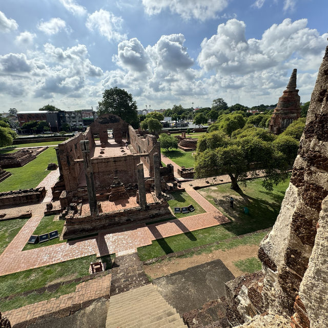Wat Ratchaburana: Perfect Weather at a UNESCO World Heritage Gem!