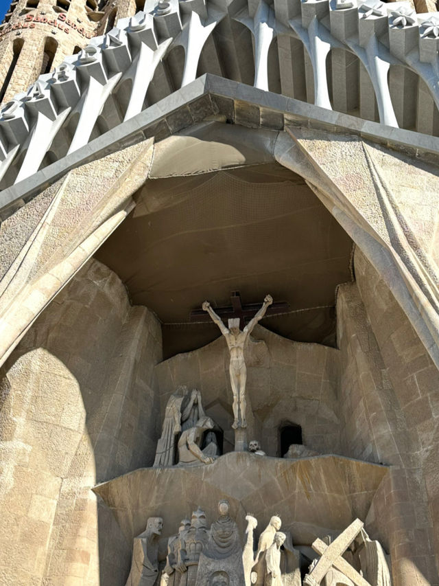 スペイン旅行【バルセロナ🇪🇸圧巻のサグラダファミリア 】