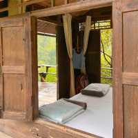 🍃🛖 หนีความวุ่นวาย ไปนอนโฮมสเตย์บ้านนาต้นจั่น
