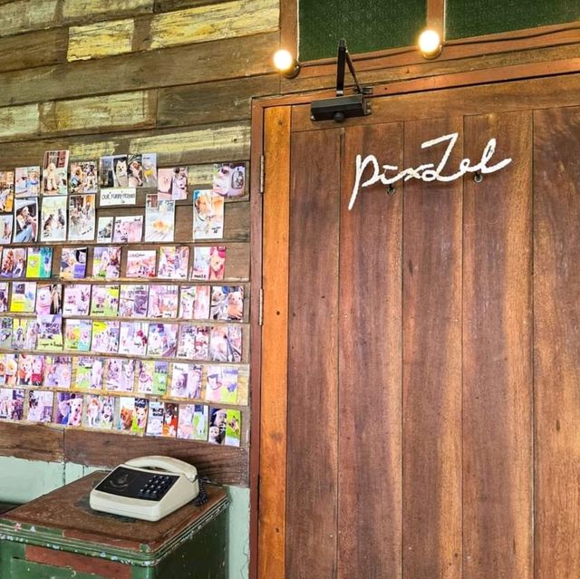 PixZel caffe' คาเฟ่สไตล์วินเทจ นครศรีธรรมราช