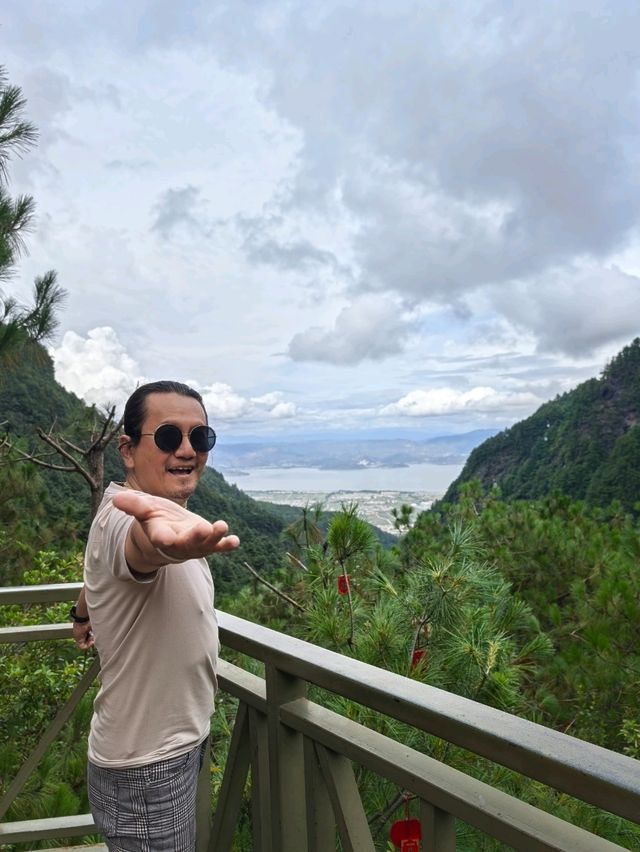 Love at the First Sight @Dali Yunnan