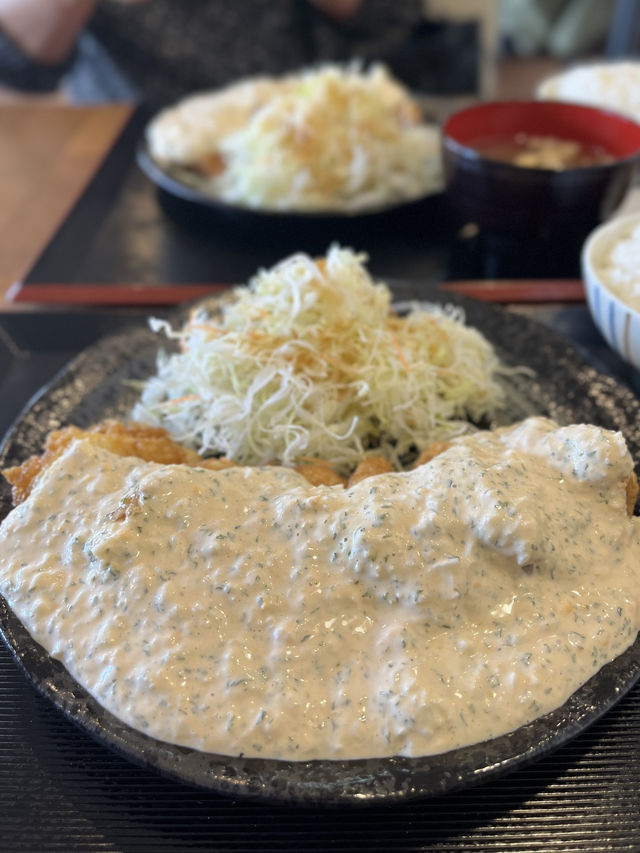 【大分ランチ】タルタルソースに埋もれるチキン南蛮が美味しすぎた✨️