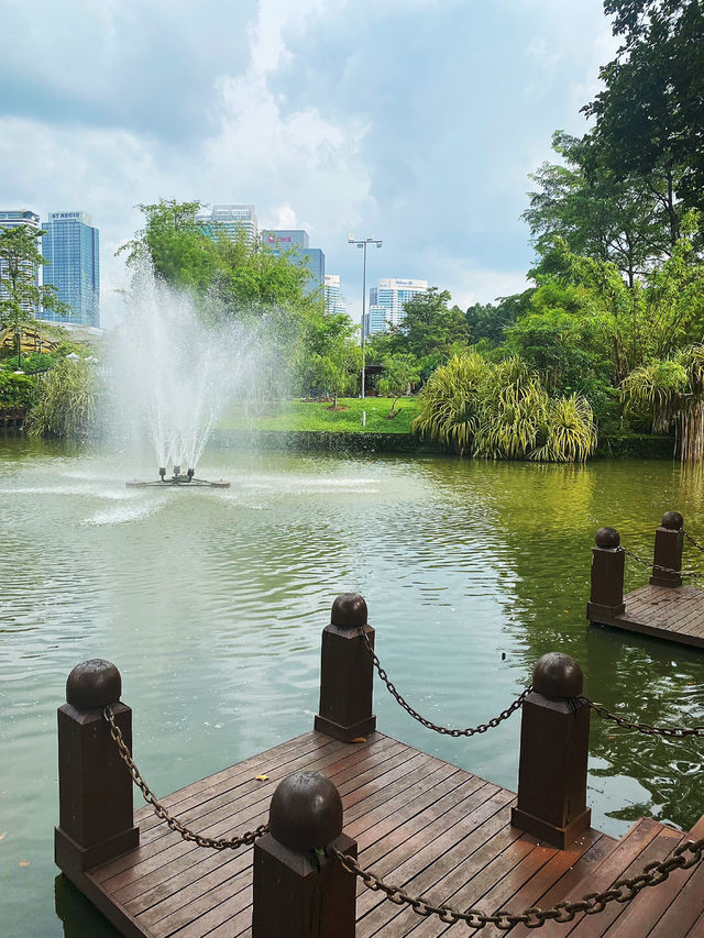 Enjoy the hot weather in the KL garden 🏡🏡