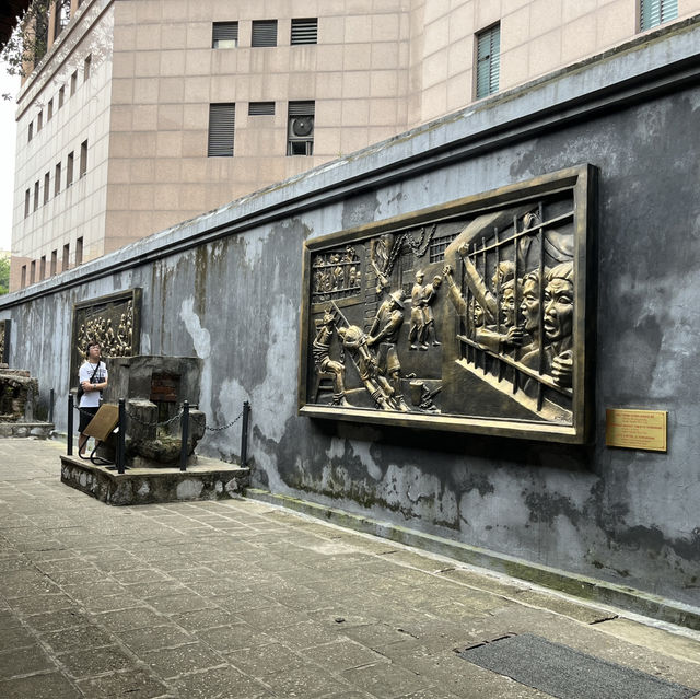 越南河內火爐監獄博物館