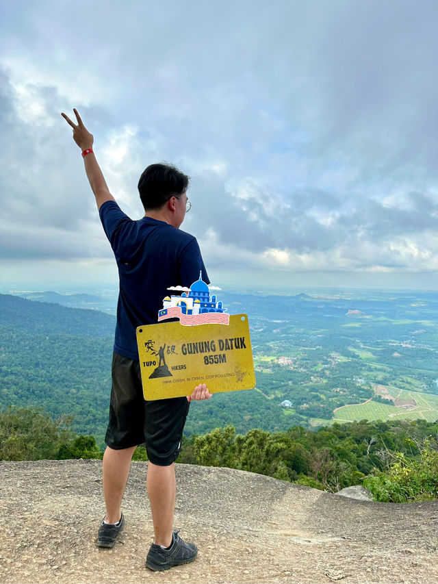 Gunung Datuk: Epic Hike, Breathtaking Views, and a Tasty Finish