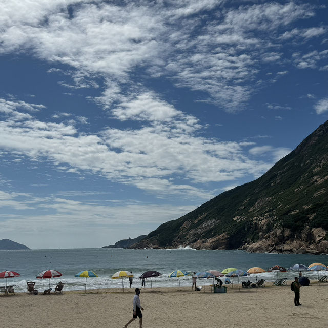 藍天白雲配上石澳泳灘 捉緊夏天的尾巴