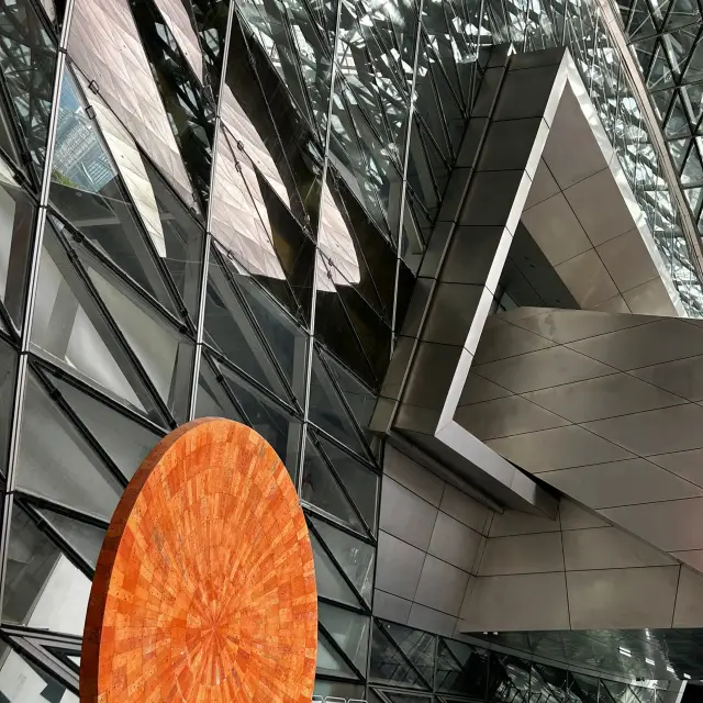 走向世界的深圳當代與城市規劃館 ：敦煌壁畫數字藝術大型公益展
