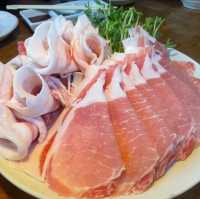 【沖縄】名護の名店🐖美味しい島豚が食べれるお店！