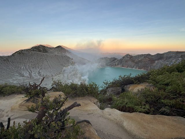 Journey to Mt. ijen: A Sunrise Hike