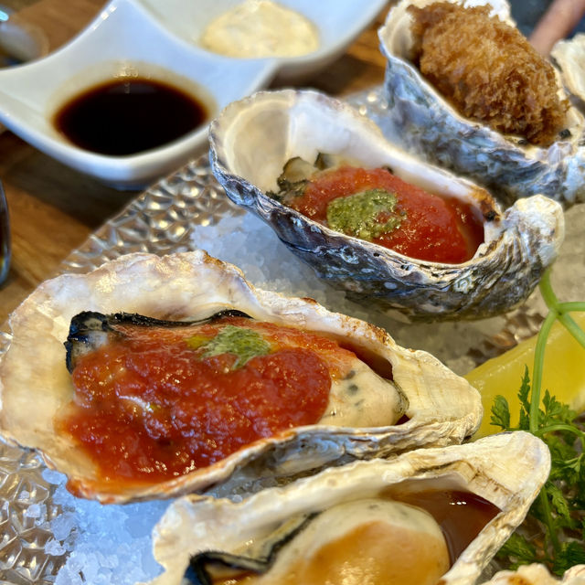 【兵庫・神戸】神戸港と牡蠣料理のマリアージュ「The Oyster Bar KOBE」