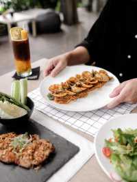Tanwa The Food Project  คาเฟ่มินิมอลย่านบางบัวทอง