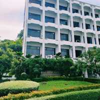 泰國曼谷大學校園景點:Ramkhamhaeng University，特色湖心廟宇建築，適合拍照📸打卡親子遊